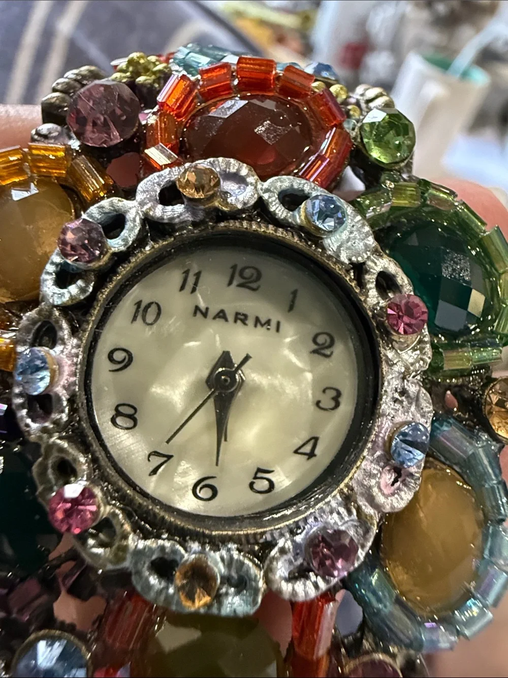 Vtg Narmi jeweled watch